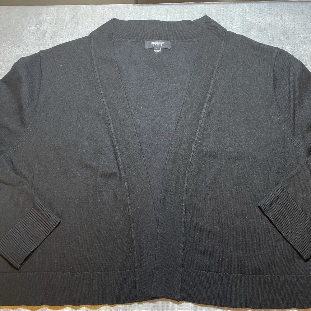 Premise Studio black shrug sz XL - Picture 2 of 6
